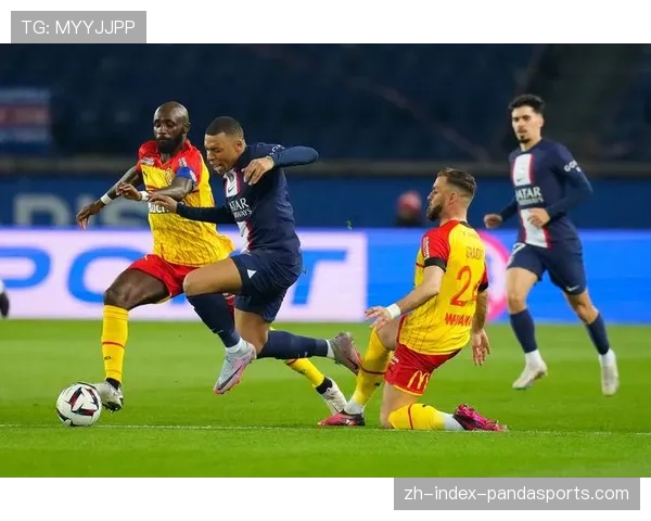 法甲球员黄牌新规累积5张停赛 圣诞赛程考验阵容深度