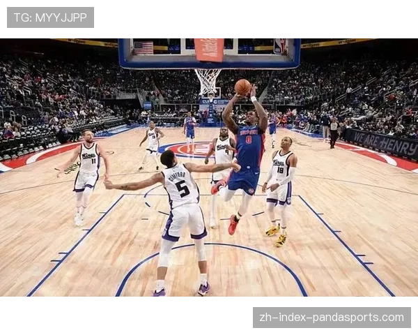 活塞主场击退猛龙 杜伦31分9篮板展现内线统治力